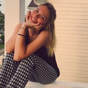 Meet your Posher, Jenna